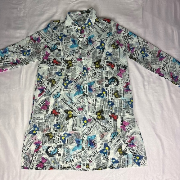 Tops - Colorful Newspaper Print Shirt